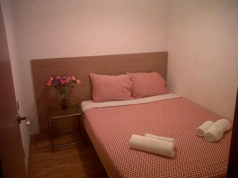 Km1 Amparo Apartments มาดริด ห้อง รูปภาพ
